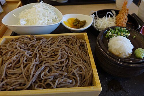 ランチ牛カルビ丼せいろそばセット（※イメージ）