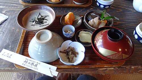 Dip plate – choose 3 dips（※イメージ）