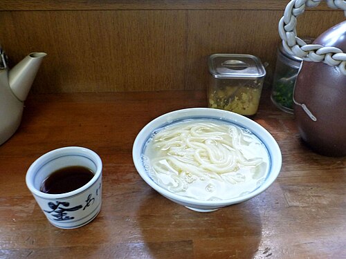 わかめうどん（※イメージ）