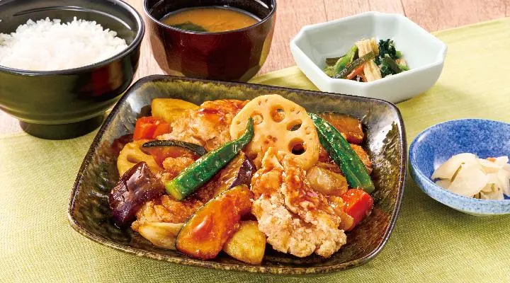 若鶏と彩り野菜の黒酢あん定食（若鶏4個）