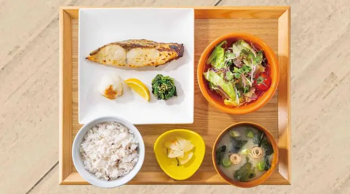 【定食単品】銀ひらすの西京焼き＆ランチサラダ