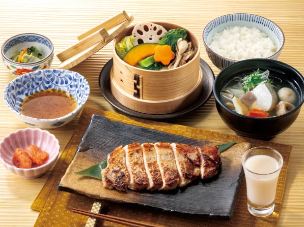 麹づくしの発酵美膳《豚》