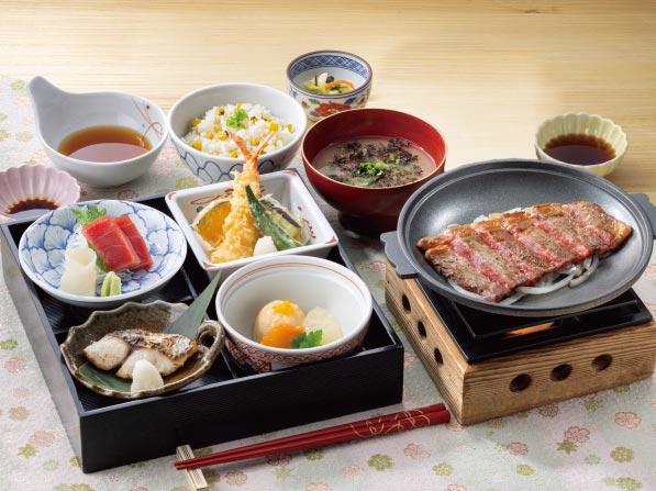 松花堂弁当《熟成サーロインステーキ付き》