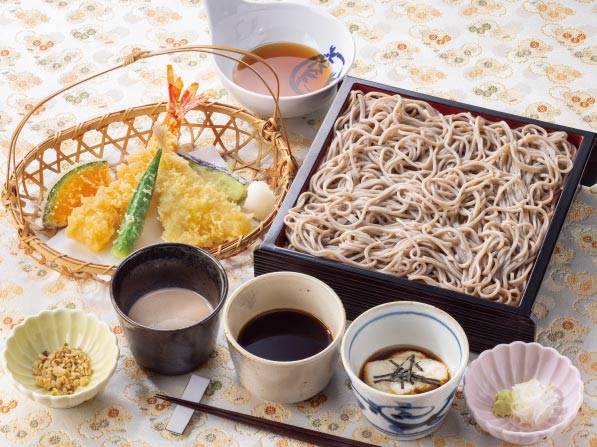 三彩海老天せいろそば