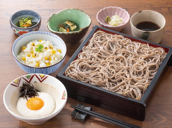 お昼の国産とろろせいろそば定食
