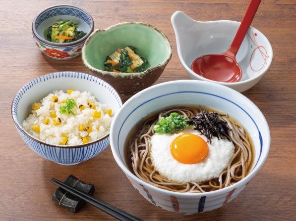 お昼の国産とろろそば定食