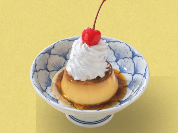 ＜お得なミニデザートセット＞懐かしプリン～たっぷりホイップ添え～